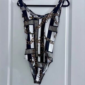 Hot Black and White Bodysuit with Gold Chains 🔥🔥